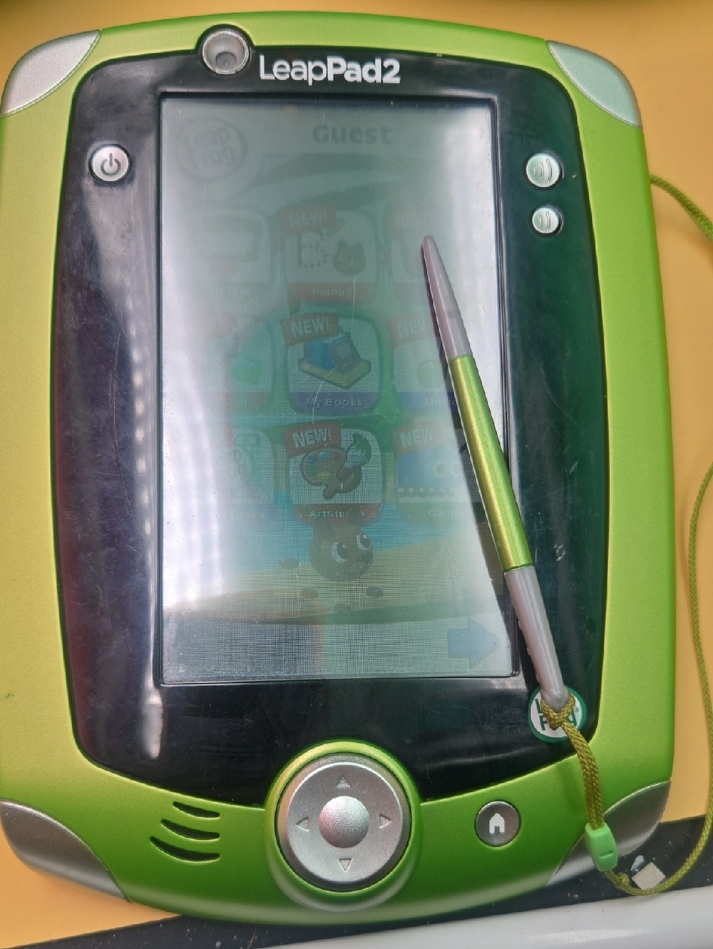 LeapPad2 Green Kids Learning Tablet with Stylus And 3 Games .
